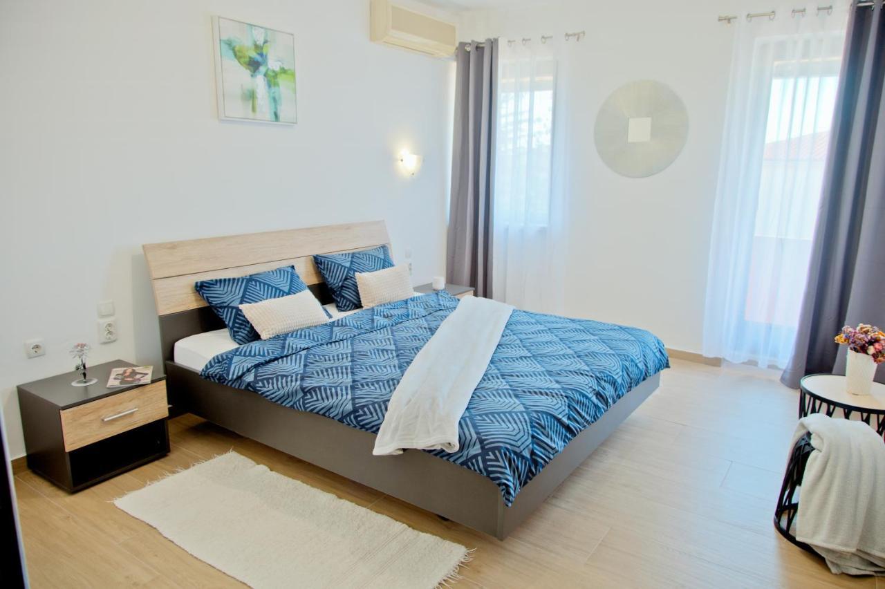 Apartment Karolina - Green Oasis Pula Extérieur photo